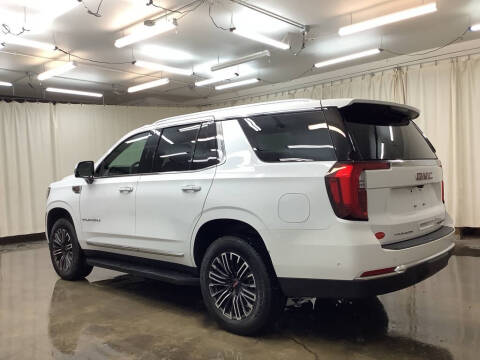 2025 GMC Yukon Elevation