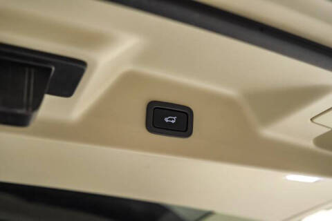 2020 Land Rover Range Rover P525 HSE