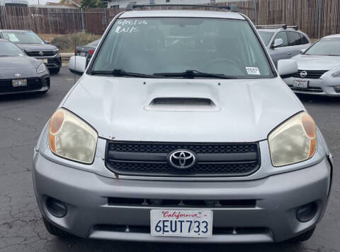 2004 Toyota RAV4