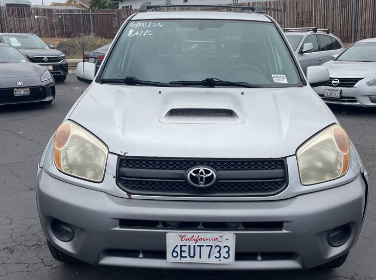 2004 Toyota RAV4