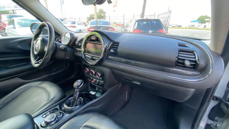 2016 MINI Clubman Cooper