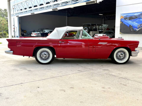 1957 Ford Thunderbird