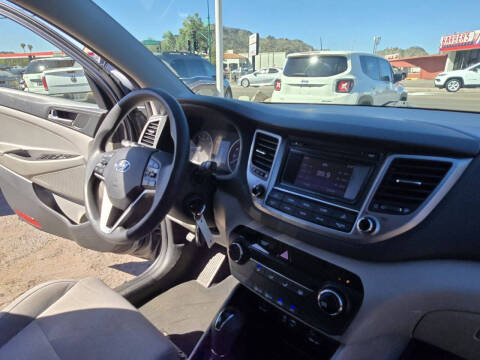2017 Hyundai Tucson SE