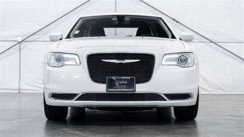 2022 Chrysler 300 Touring