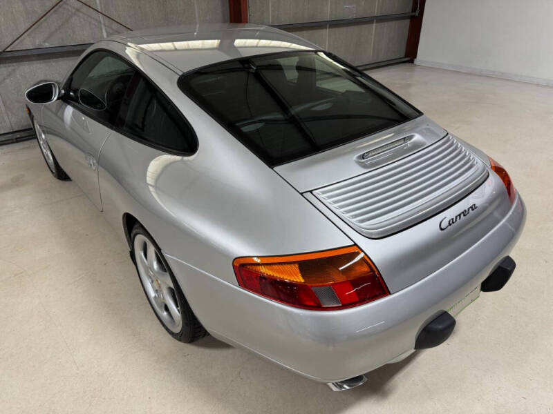 2000 Porsche 911 Carrera