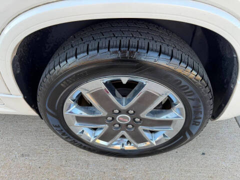 2011 GMC Acadia Denali