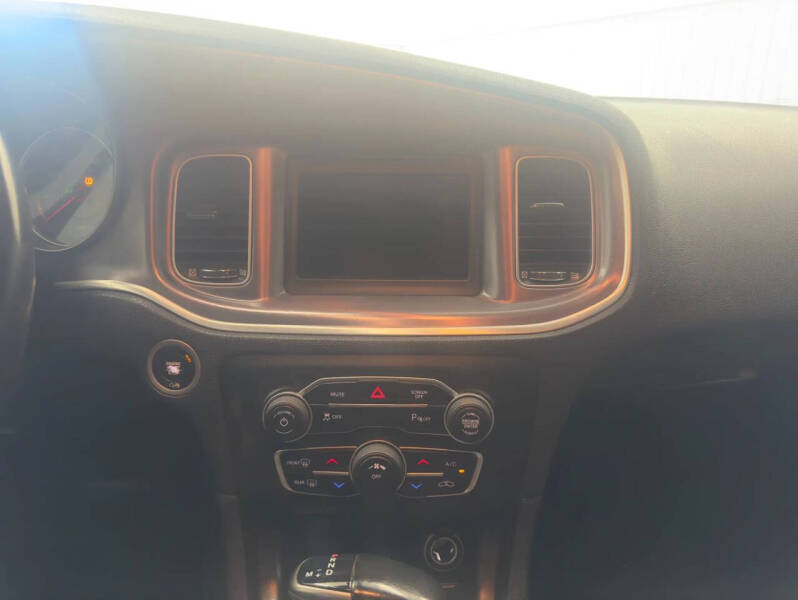 2019 Dodge Charger SXT