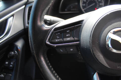 2018 Mazda MAZDA3 Touring