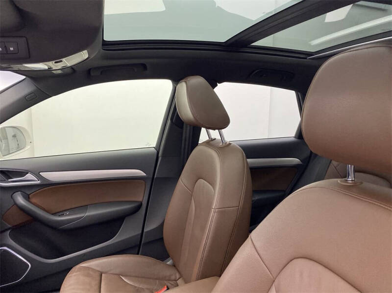 2017 Audi Q3 2.0T Prestige