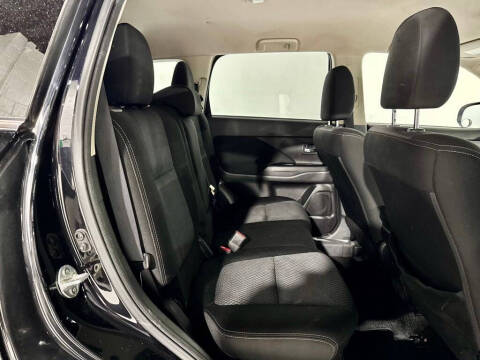 2016 Mitsubishi Outlander SE