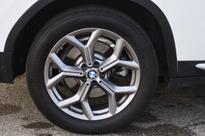 2023 BMW X4 xDrive30i