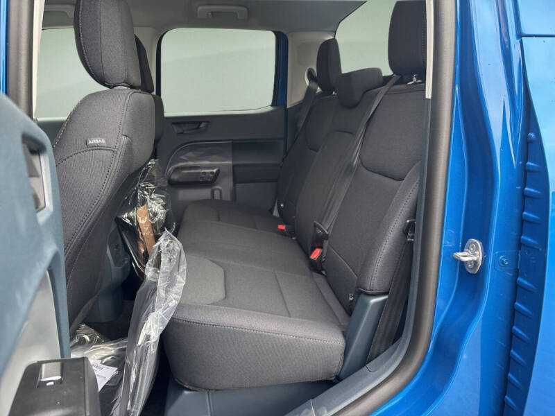 2025 Ford Maverick XL