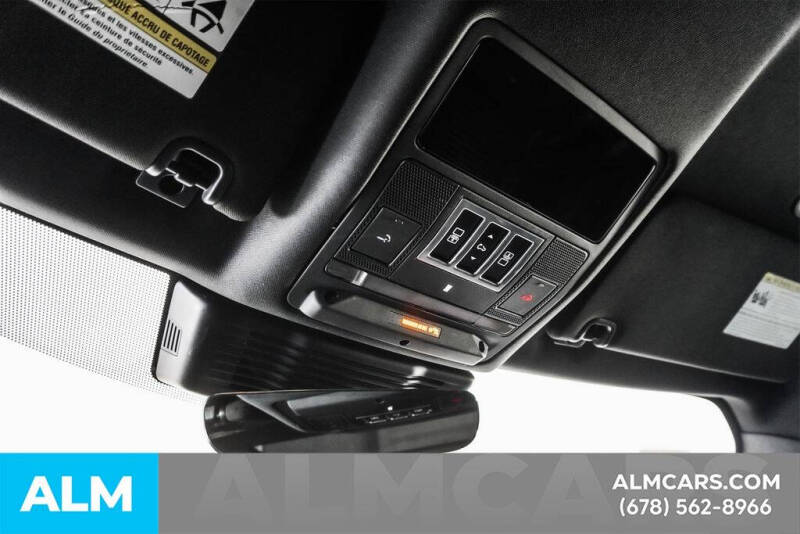 2022 Land Rover Discovery P300 S R-Dynamic