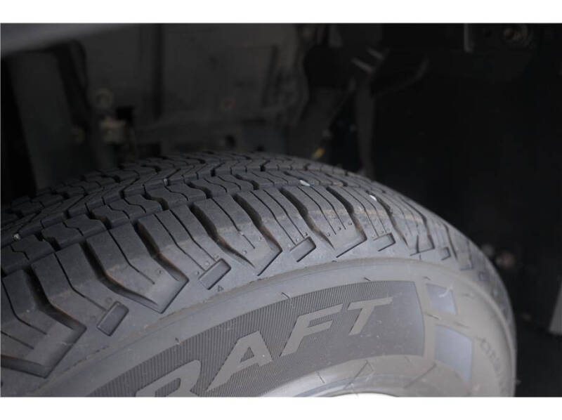 2014 Isuzu NPR/NPR-HD