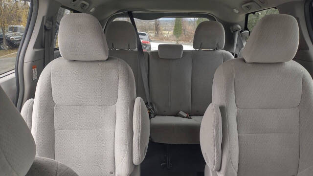 2015 Toyota Sienna for sale at Union Sales & Service in Valley Falls, NY