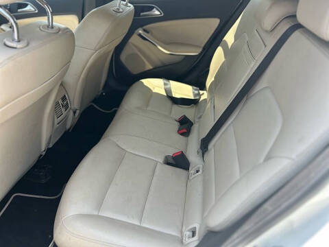 2015 Mercedes-Benz GLA GLA 250 4MATIC