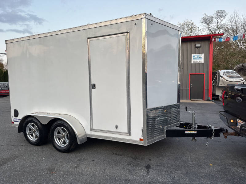 2022 Surt Wedge Series Cargo