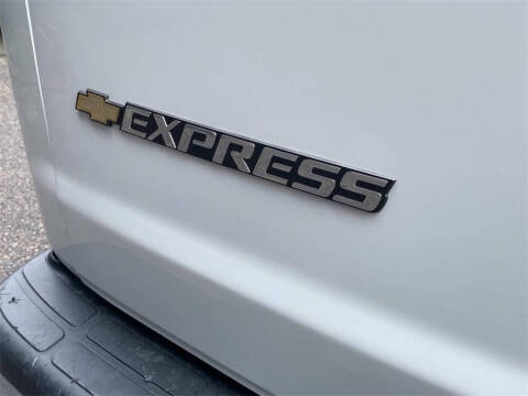 2023 Chevrolet Express 2500