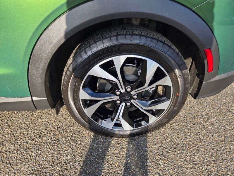 2025 Ford Mustang Mach-E Select