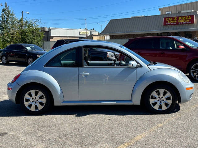 2009 Volkswagen New Beetle for sale at CarMood in Virginia Beach, VA