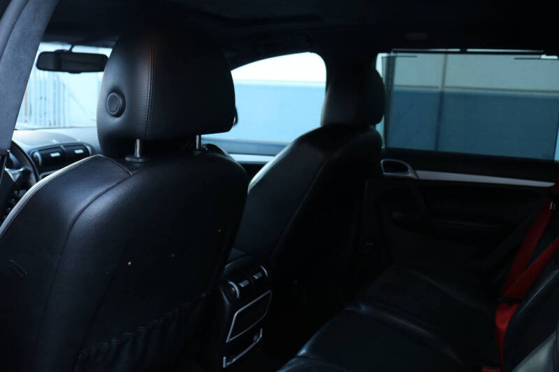 2009 Porsche Cayenne GTS Tiptronic