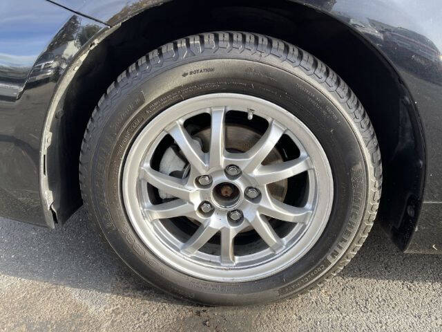 2017 Toyota Prius v Five