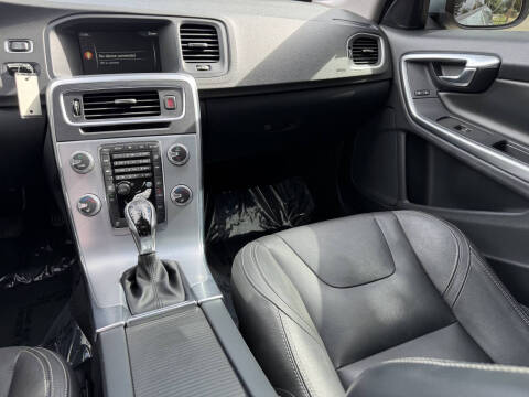 2017 Volvo S60 T5 Dynamic