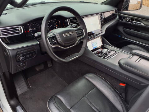 2023 Jeep Grand Wagoneer Obsidian