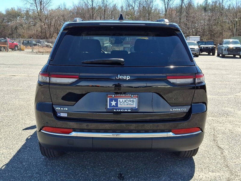 2023 Jeep Grand Cherokee Laredo