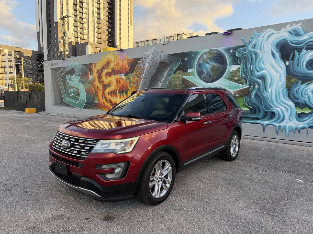 2016 Ford Explorer Limited 4dr SUV's photo