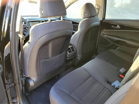 2020 Kia Sorento LX V6