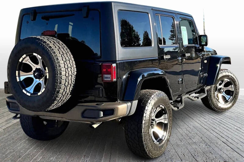 2016 Jeep Wrangler Unlimited Sahara 75th Anniversary