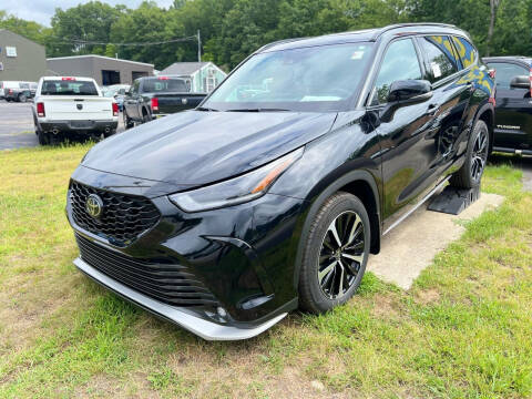 2022 Toyota Highlander for sale at Zacarias Auto Sales Inc in Leominster MA