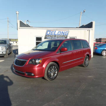 2015 Chrysler Town and Country for sale at DeLong Auto Group in Tipton IN