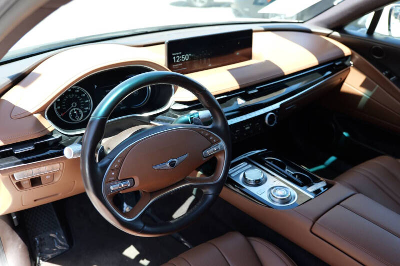 2023 Genesis G80
