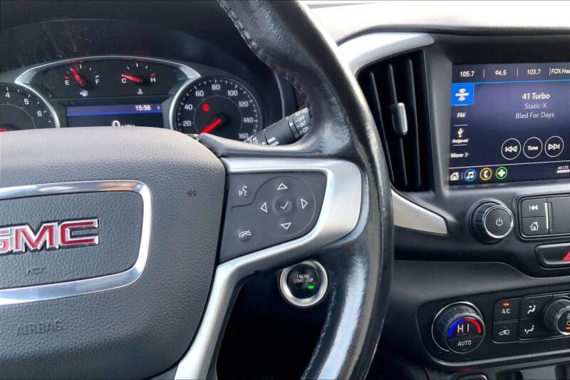 2020 GMC Terrain SLT