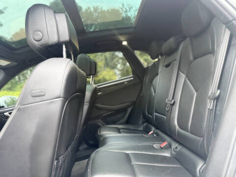 2017 Porsche Macan Turbo