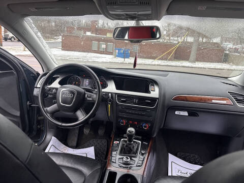 2009 Audi A4 2.0T quattro Premium Plus