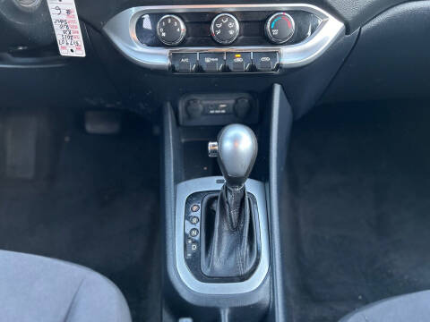 2015 Kia Rio 5-Door LX