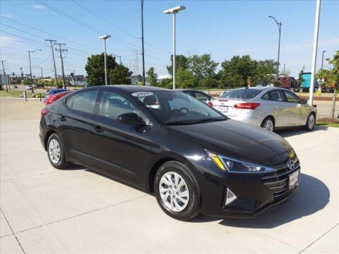 2019 Hyundai Elantra for sale at SIMOTES MOTORS in Minooka IL