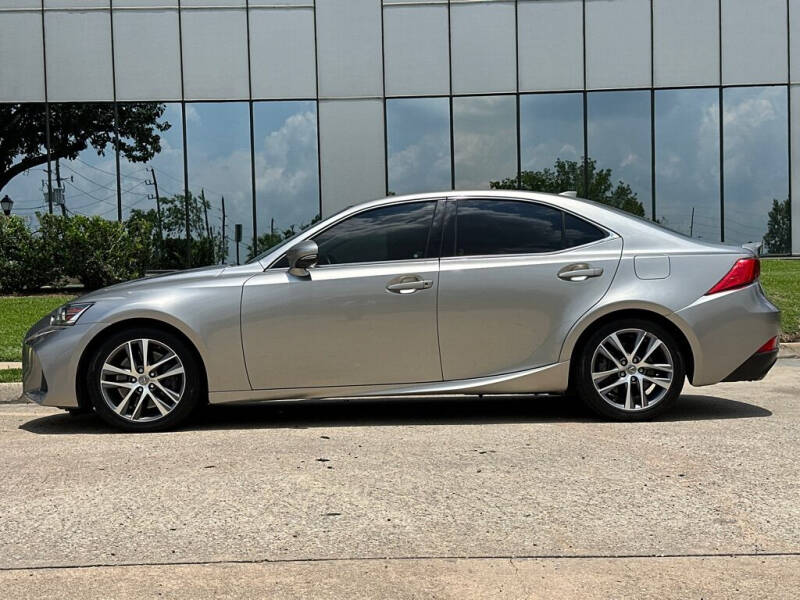 2019 Lexus IS 300