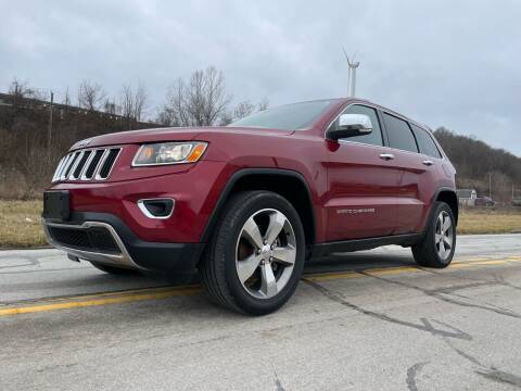 2014 Jeep Grand Cherokee for sale at Jim's Hometown Auto Sales LLC in Cambridge OH