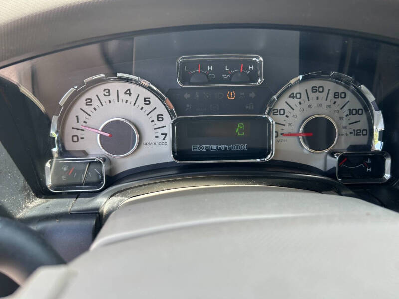 2011 Ford Expedition Limited