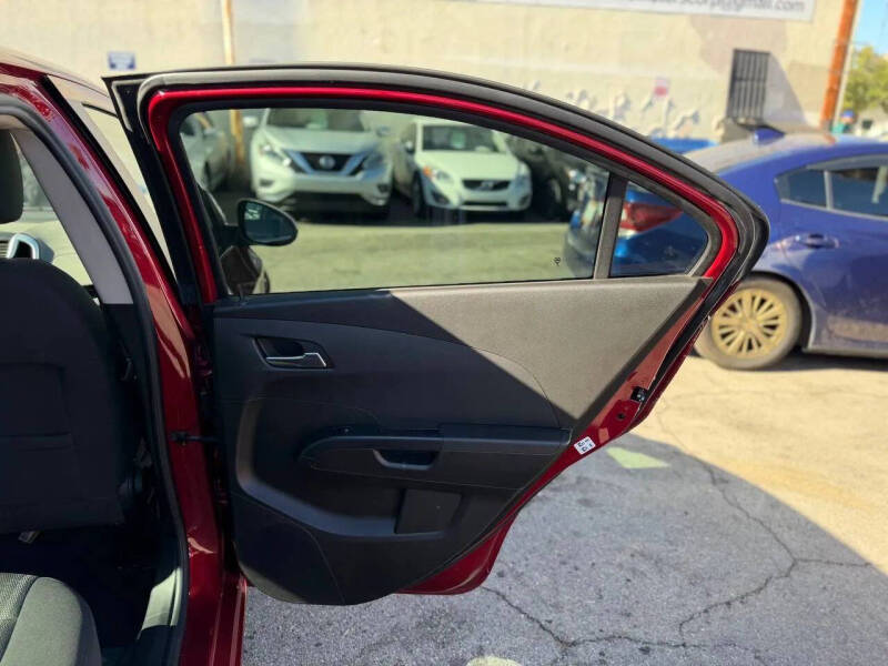 2019 Chevrolet Sonic LT Auto