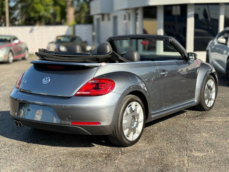 2013 Volkswagen Beetle Convertible 2.5L PZEV
