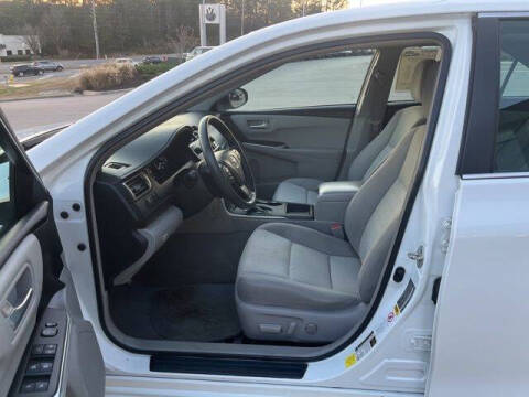 2016 Toyota Camry LE