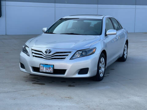 2011 Toyota Camry for sale at Clutch Motors in Lake Bluff IL