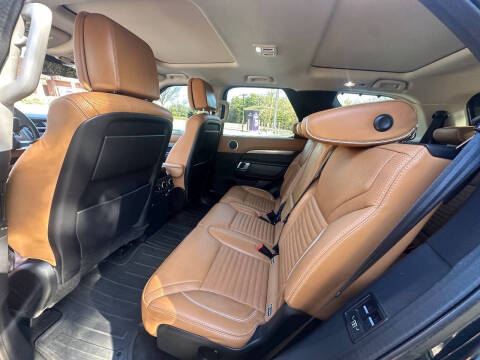 2017 Land Rover Discovery First Edition