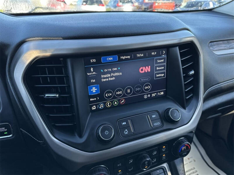 2022 GMC Acadia Denali