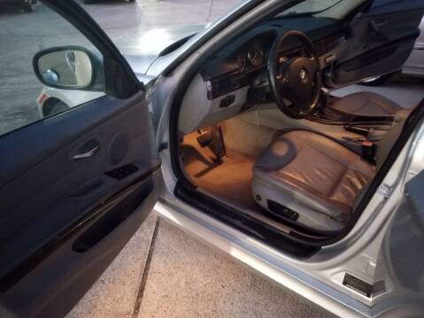 2009 BMW 3 Series for sale at J & J Auto of St Tammany in Slidell LA